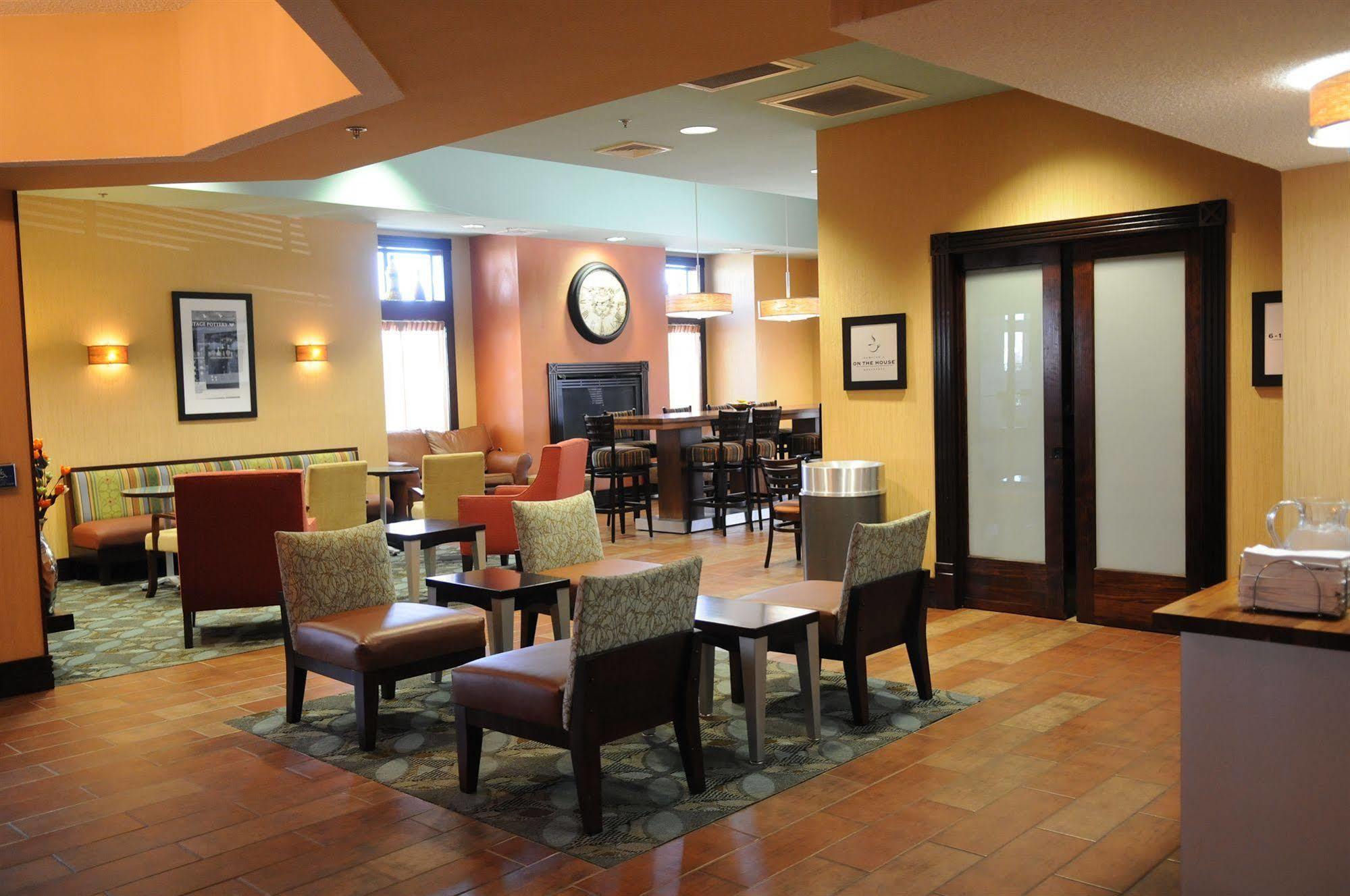 Hampton Hotel 3*