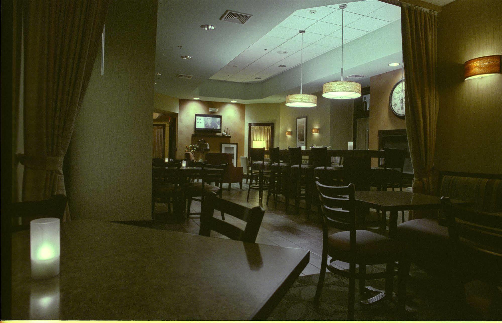 Hotel Hampton 3*
